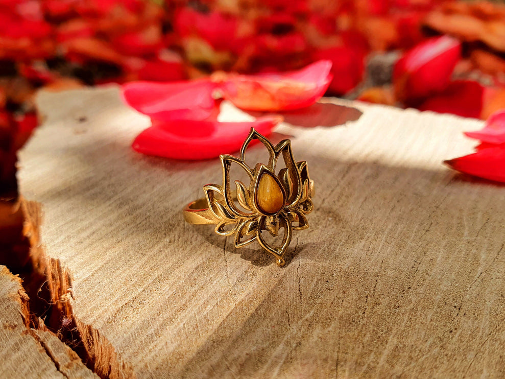 Gold Lotus Flower Ring / Tiger Eye / Boho / Ethnic / Rustic / Tribal / Gypsy / Festival / Indian / Healing / Festival