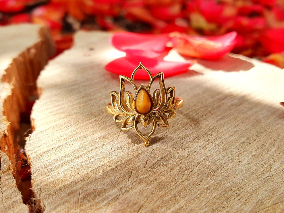 Gold Lotus Flower Ring / Tiger Eye / Boho / Ethnic / Rustic / Tribal / Gypsy / Festival / Indian / Healing / Festival