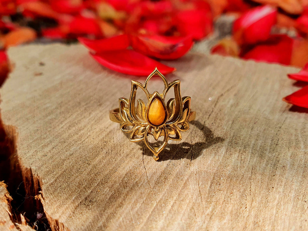 Gold Lotus Flower Ring / Tiger Eye / Boho / Ethnic / Rustic / Tribal / Gypsy / Festival / Indian / Healing / Festival