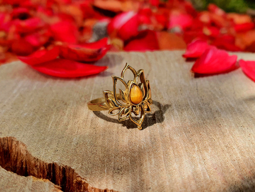 Gold Lotus Flower Ring / Tiger Eye / Boho / Ethnic / Rustic / Tribal / Gypsy / Festival / Indian / Healing / Festival