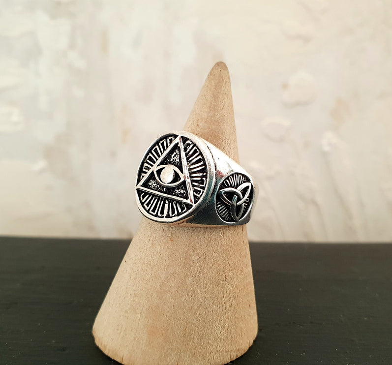 Silver Eye of Providence Ring / Mens Ring / Illuminati / Signet Ring / Third Eye / Boho / Ethnic / Rustic / Gypsy / Psy / Thumb / Psy