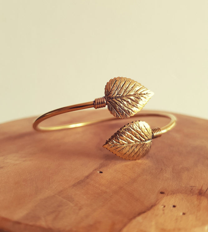 Leaf Bracelet / Bangle / Brass / Nature / Plants / Garden / Ethnic / Rustic / Bohemian / Hippie / Gypsy / Jewellery / Body / Adjustable