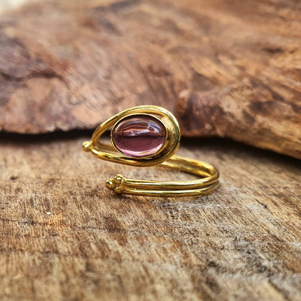 Ethnic style Brass & Amethyst Ring / Adjustable / Boho / Bohemian / Psy / Rustic / Tribal / Gypsy / Festival / Healing / Festival