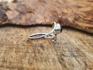 Ethnic style Silver & Black Onyx Ring / Adjustable / Boho / Bohemian / Psy / Rustic / Tribal / Gypsy / Festival / Healing / Festival