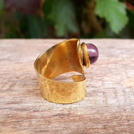 Ethnic style Brass & Amethyst Ring / Adjustable / Boho / Bohemian / Psy / Rustic / Tribal / Gypsy / Festival / Healing / Festival