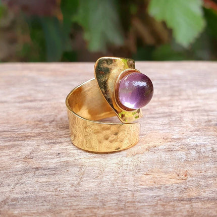 Ethnic style Brass & Amethyst Ring / Adjustable / Boho / Bohemian / Psy / Rustic / Tribal / Gypsy / Festival / Healing / Festival