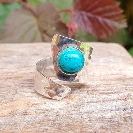 Ethnic style Silver & Turquoise Ring / Adjustable / Boho / Bohemian / Psy / Rustic / Tribal / Gypsy / Festival / Healing / Festival