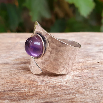 Ethnic style Silver & Amethyst Ring / Adjustable / Boho / Bohemian / Psy / Rustic / Tribal / Gypsy / Festival / Healing / Festival