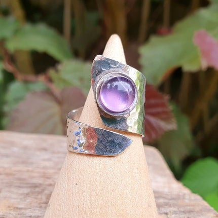 Ethnic style Silver & Amethyst Ring / Adjustable / Boho / Bohemian / Psy / Rustic / Tribal / Gypsy / Festival / Healing / Festival