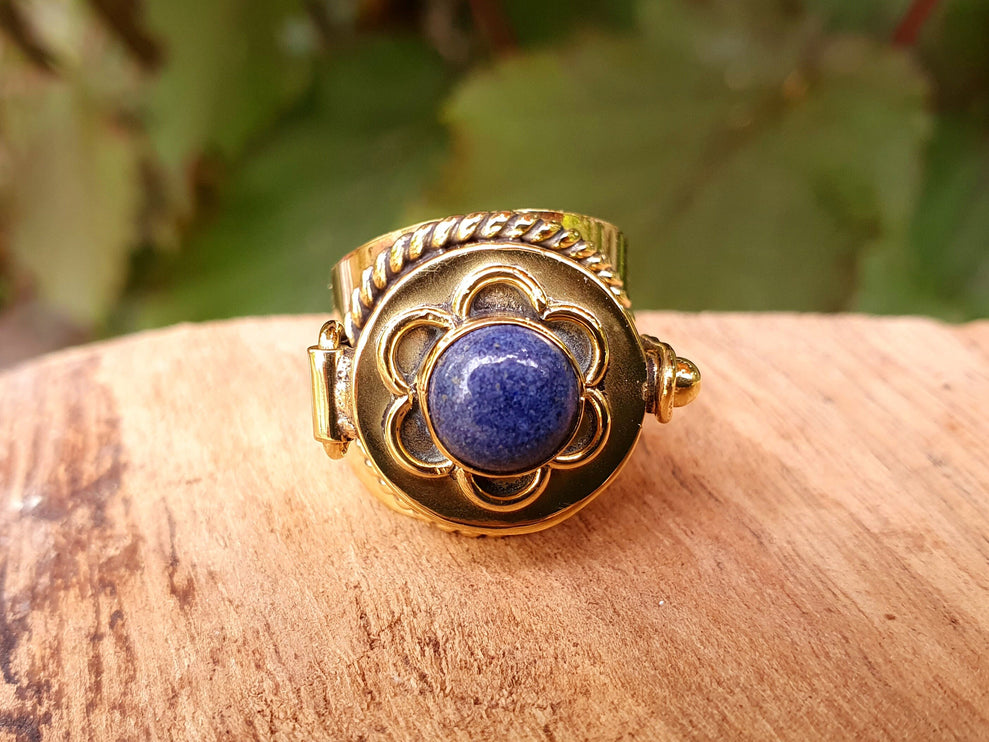 Gold Poison Ring / Brass & Lapis Lazuli / Alchemy / Locket Ring / Boho / Bohemian / Psy / Rustic / Tribal / Gypsy / Festival / Pierre bleu