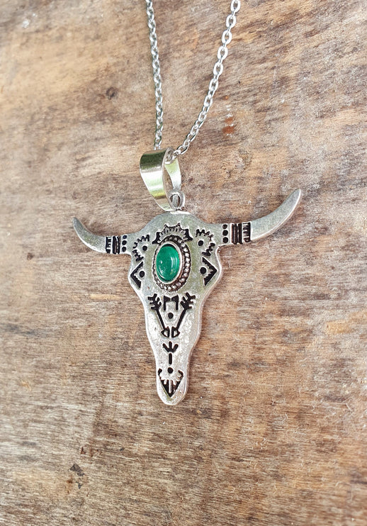 Silver Cow Necklace / Green Onyx / Talisman / Native American / Third Eye / Hypoallergenic / Brass / Boho / Inca / Ethnic / Illuminati