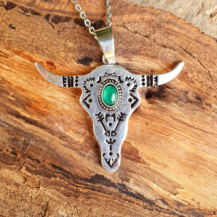 Silver Cow Necklace / Green Onyx / Talisman / Native American / Third Eye / Hypoallergenic / Brass / Boho / Inca / Ethnic / Illuminati