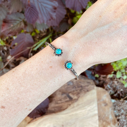 Turquoise Bali Boho Silver Bracelet / Bangle / Ethnic / Rustic / Bohemian / Hippie / Gypsy / Psy / Adjustable