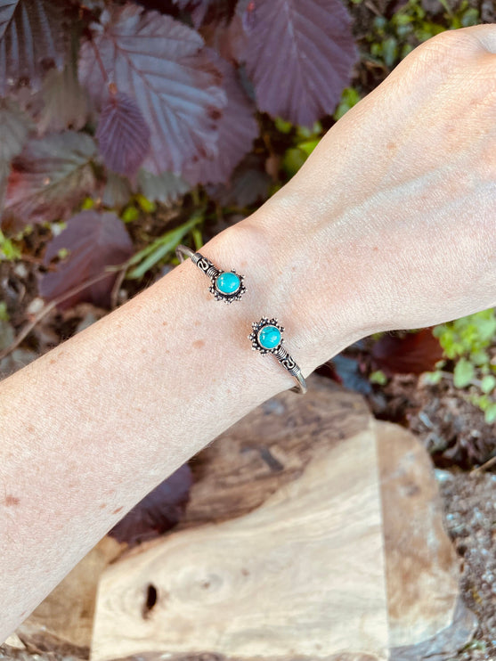 Turquoise Bali Boho Silver Bracelet / Bangle / Ethnic / Rustic / Bohemian / Hippie / Gypsy / Psy / Adjustable