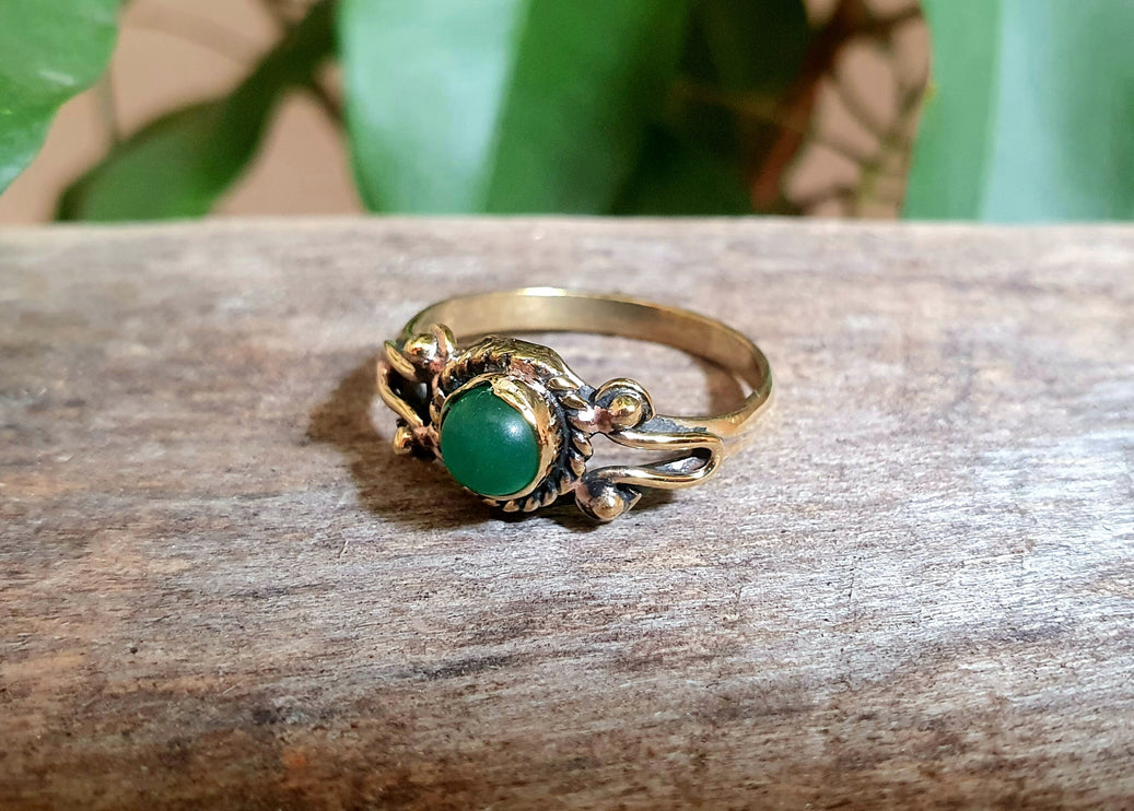 Boho Green Onyx Brass Ring / Pretty / Ethnic / Rustic / Festival / Tribal / Blue / Hippie / Gypsy / Psy / Stone / Healing