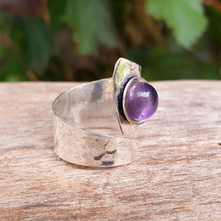Ethnic style Silver & Amethyst Ring / Adjustable / Boho / Bohemian / Psy / Rustic / Tribal / Gypsy / Festival / Healing / Festival