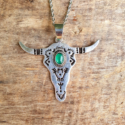 Silver Cow Necklace / Green Onyx / Talisman / Native American / Third Eye / Hypoallergenic / Brass / Boho / Inca / Ethnic / Illuminati