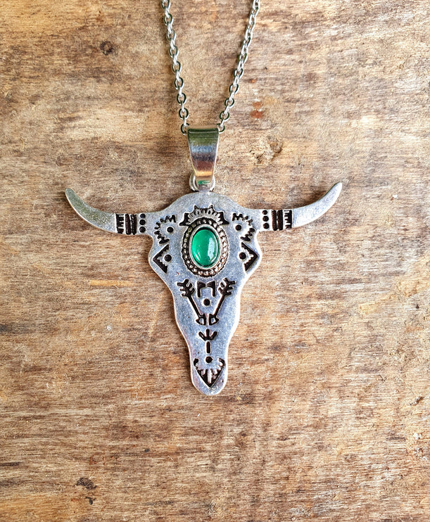 Silver Cow Necklace / Green Onyx / Talisman / Native American / Third Eye / Hypoallergenic / Brass / Boho / Inca / Ethnic / Illuminati