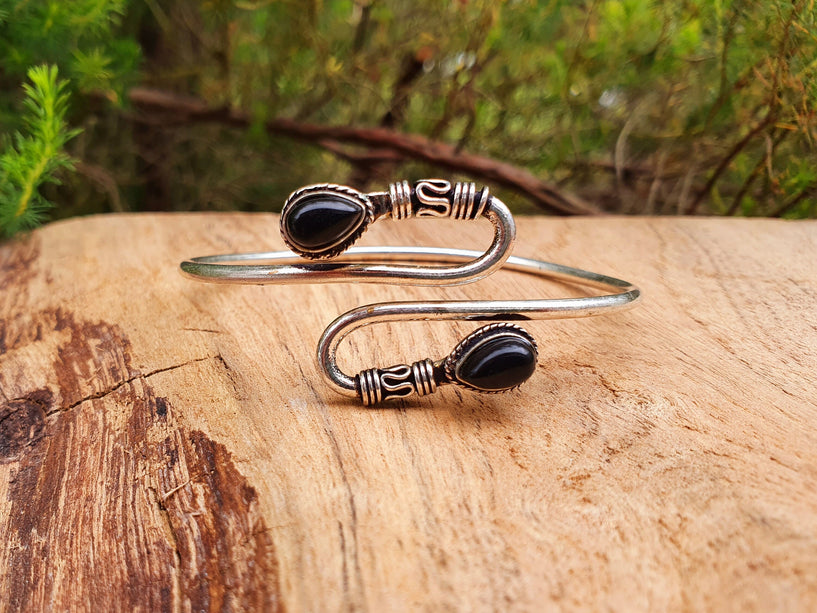 Silver Spiral Boho Black Onyx Bracelet / Bangle / Ethnic / Rustic / Bohemian / Hippie / Gypsy / Psy / Jewellery / Body / Adjustable
