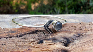 Silver Labradorite Arrow Bracelet / Bangle / Ethnic / Rustic / Bohemian / Hippie / Gypsy / Psy / Chic / Jewellery / Body / Adjustable