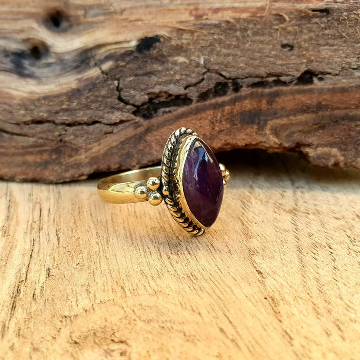 Golden Amethyst Ring / Ethnic style / Boho / Bohemian / Psy / Rustic / Tribal / Gypsy / Festival / Healing / Festival