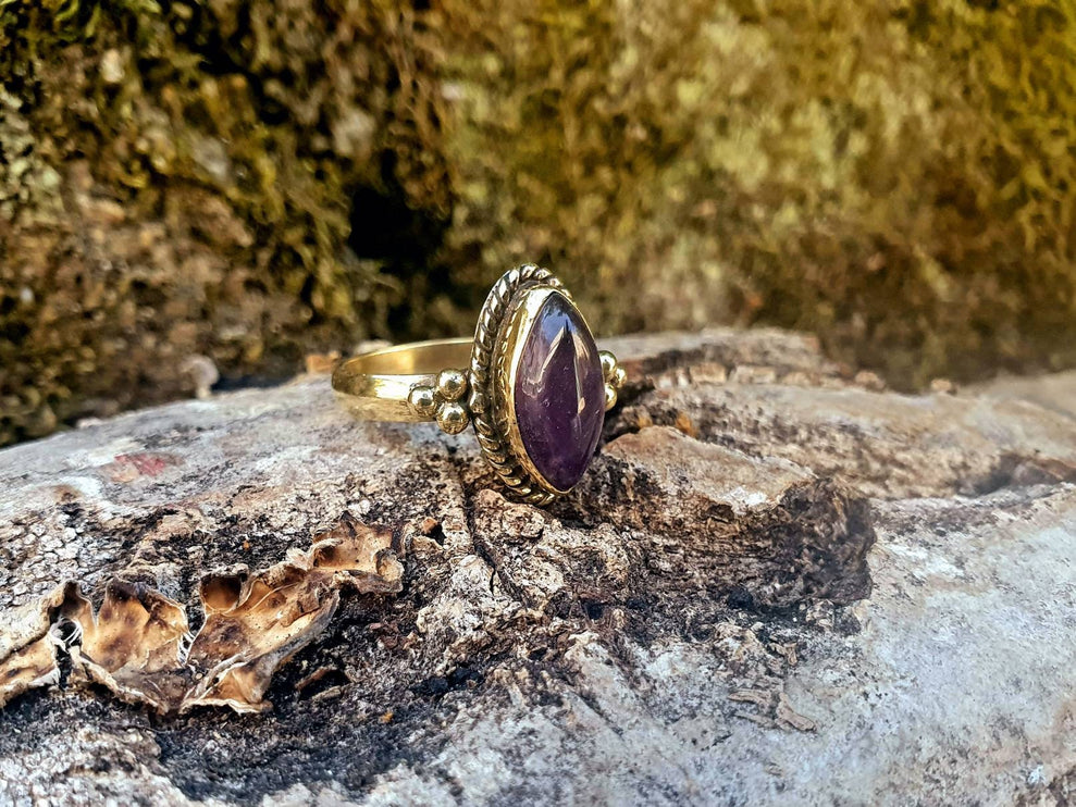 Golden Amethyst Ring / Ethnic style / Boho / Bohemian / Psy / Rustic / Tribal / Gypsy / Festival / Healing / Festival