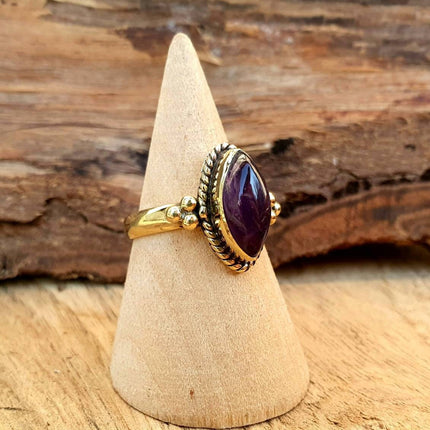 Golden Amethyst Ring / Ethnic style / Boho / Bohemian / Psy / Rustic / Tribal / Gypsy / Festival / Healing / Festival