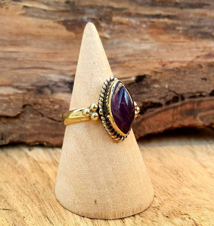 Golden Amethyst Ring / Ethnic style / Boho / Bohemian / Psy / Rustic / Tribal / Gypsy / Festival / Healing / Festival