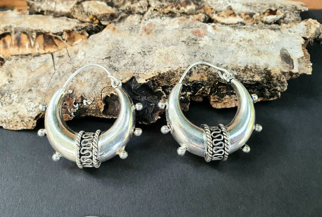 Chunky Silver Bali Hoop Earrings / Ethnic / Rustic / Bohemian / Gypsy / Spiral / Hippie / Chunky / Festival / style