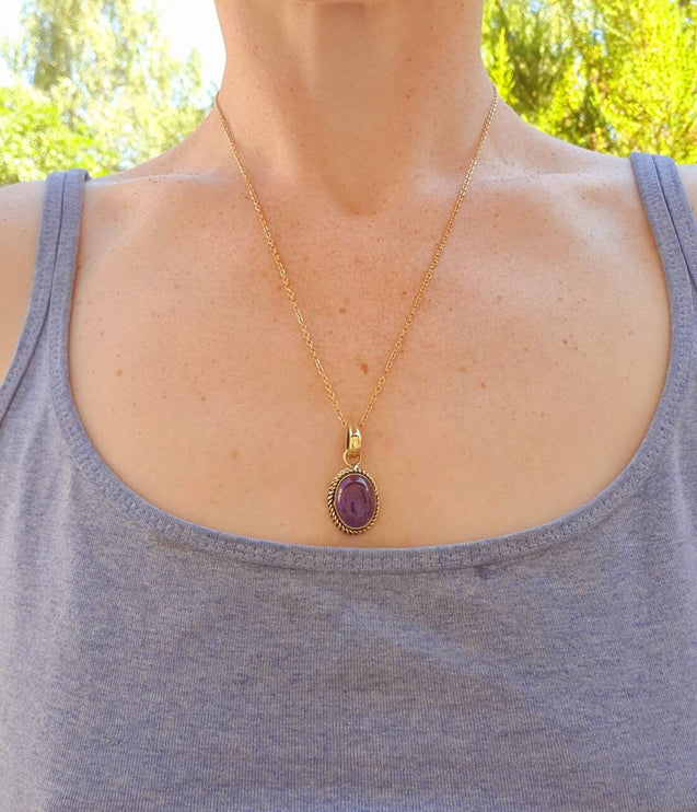 Amethyst Pendant Necklace Gold Chain / Brass / Purple Stone / Ethnic / Hypoallergenic / Hippie / Gypsy / Rustic