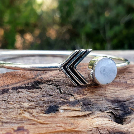 Silver Moonstone Arrow Bracelet / Bangle / Ethnic / Rustic / Bohemian / Hippie / Gypsy / Psy / Chic / Jewellery / Body / Adjustable