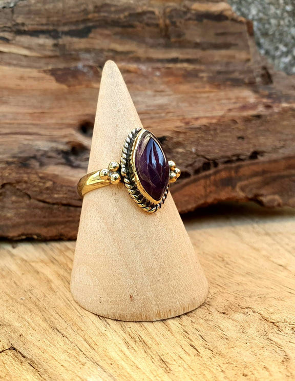 Golden Amethyst Ring / Ethnic style / Boho / Bohemian / Psy / Rustic / Tribal / Gypsy / Festival / Healing / Festival