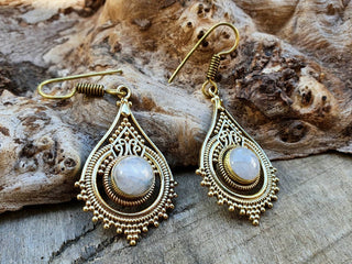 Moonstone Dangle earrings Gold Brass / Birth Stone / Ethnic / rustic, yoga, hippie, gypsy, pretty, psy, boho, bohemian, festival