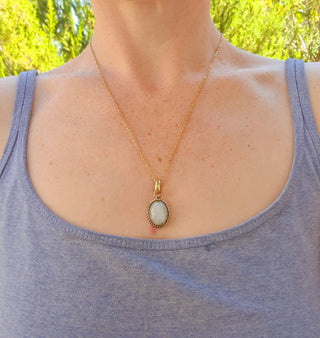 Moonstone Pendant Necklace Gold Chain / Brass / Ethnic / Hypoallergenic / Hippie / Gypsy / Rustic