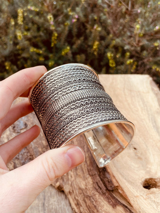 Large Cuff Silver Boho Bracelet / Tribal / Celtic / Berber / Ethnic jewelery / Steampunk / Burning Man / Gypsy / Jewellery / Adjustable