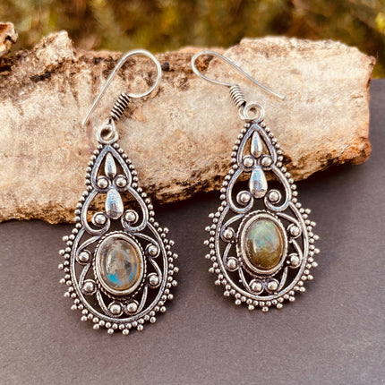 Ethnic Labradorite Silver Drop Dangle earrings / Birth Stone / Ethnic / rustic, yoga, hippie, gypsy, pretty, psy, boho, bohemian, festival