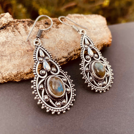 Ethnic Labradorite Silver Drop Dangle earrings / Birth Stone / Ethnic / rustic, yoga, hippie, gypsy, pretty, psy, boho, bohemian, festival