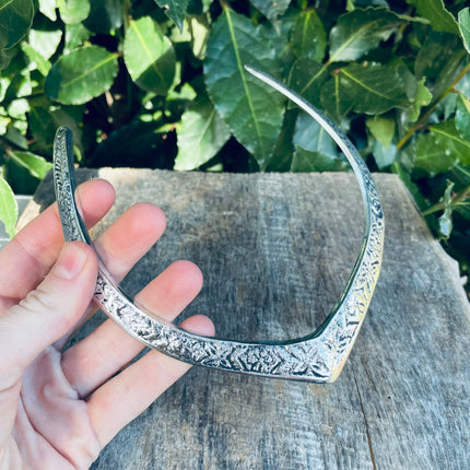 Silver Choker Ethnic Necklace / Rustic / Gypsy / Lightweight / Boho / Tribal / Hippie / Rustic / Vegan / Aztec