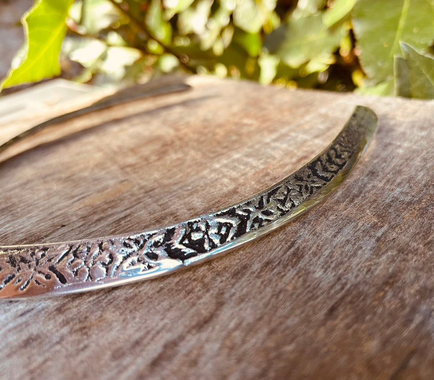 Silver Choker Ethnic Necklace / Rustic / Gypsy / Lightweight / Boho / Tribal / Hippie / Rustic / Vegan / Aztec