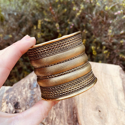 Large Cuff Gold Boho Bracelet / Tribal / Celtic / Berber / Ethnic jewelery / Steampunk / Burning Man / Gypsy / Jewellery / Adjustable