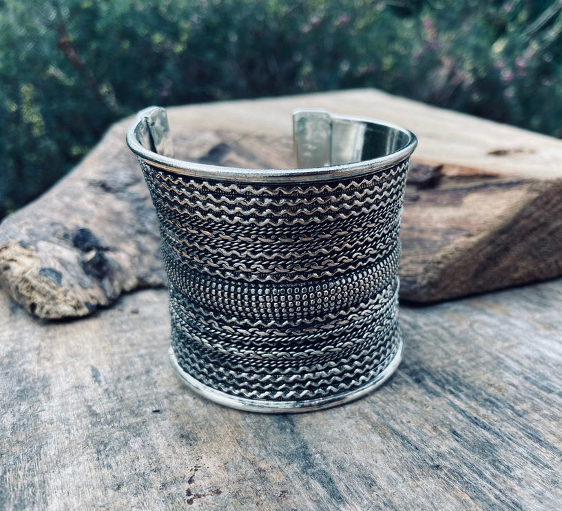 Large Cuff Silver Boho Bracelet / Tribal / Celtic / Berber / Ethnic jewelery / Steampunk / Burning Man / Gypsy / Jewellery / Adjustable