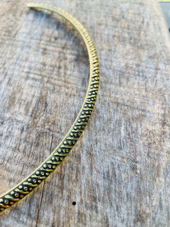 Ethnic Design Choker Brass Necklace / Rustic / Gypsy / Lightweight / Boho / Tribal / Hippie / Rustic / Vegan / Aztec