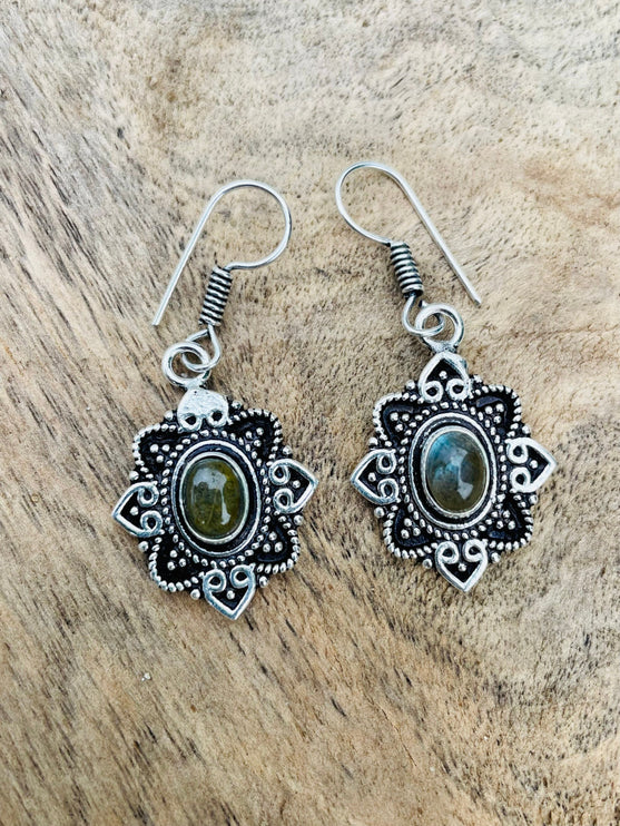 Ethnic Labradorite Silver Drop Dangle earrings / Birth Stone / Ethnic / rustic, yoga, hippie, gypsy, pretty, psy, boho, bohemian, festival