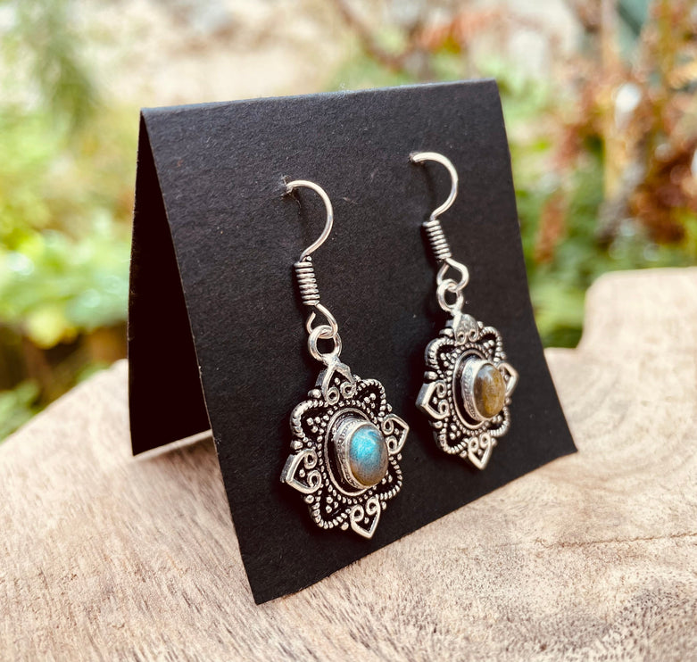 Ethnic Labradorite Silver Drop Dangle earrings / Birth Stone / Ethnic / rustic, yoga, hippie, gypsy, pretty, psy, boho, bohemian, festival