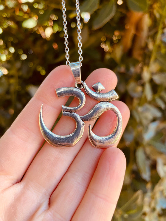 Silver Ohm Necklace Yoga Boho Jewellery Brass Ethnic Style Bohemian Look Psytrance Tribal Gift for Her Festival Travelling