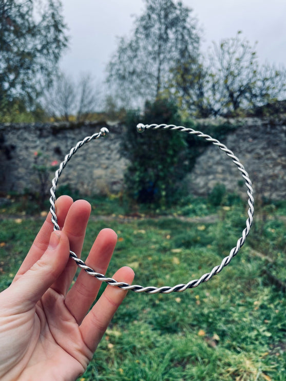 Twisted Choker Silver Necklace / Rustic / Gypsy / Lightweight / Boho / Tribal / Hippie / Rustic / Vegan / Aztec