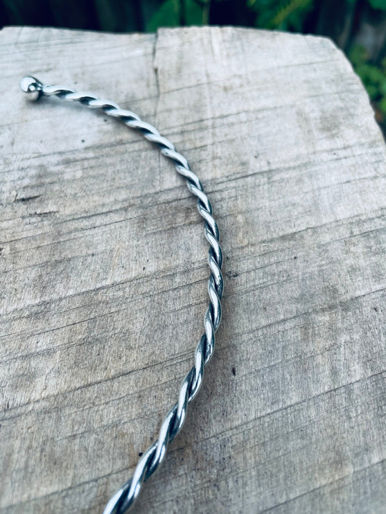 Twisted Choker Silver Necklace / Rustic / Gypsy / Lightweight / Boho / Tribal / Hippie / Rustic / Vegan / Aztec