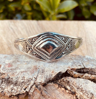 Tuareg Jewelery Silver Bracelet / Bangle / Cuff / Unisex / Boho / Ethnic / Rustic / Bohemian / Hippie / Gypsy / Geometric /