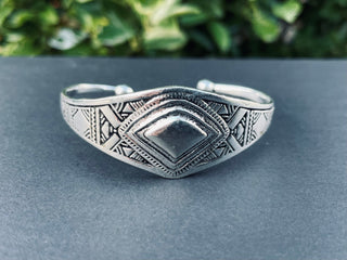 Tuareg Jewelery Silver Bracelet / Bangle / Cuff / Unisex / Boho / Ethnic / Rustic / Bohemian / Hippie / Gypsy / Geometric /