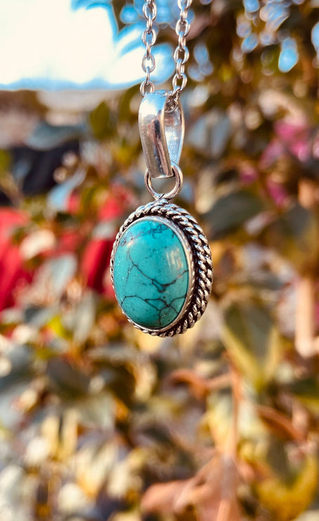 Turquoise Silver Necklace / Simple / Classic / Hypoallergenic / Boho / Crystal Jewelery / Ethnic / Hypoallergenic / Illuminati